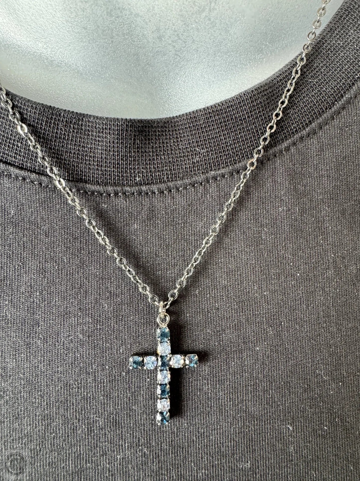 Necklace Pendant By Clothes Mentor