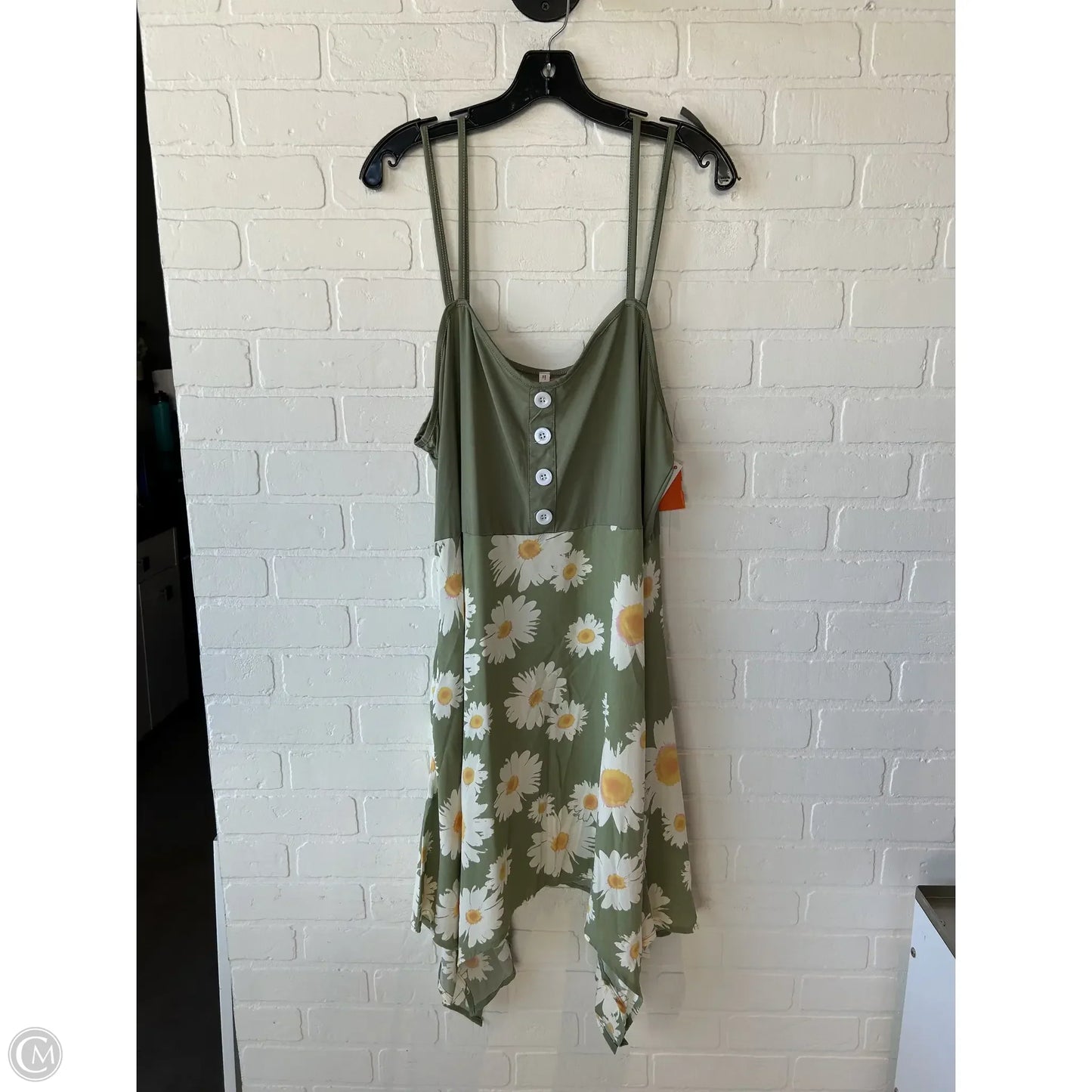 Dress Casual Short By Cme In Green & White, Size: 2x