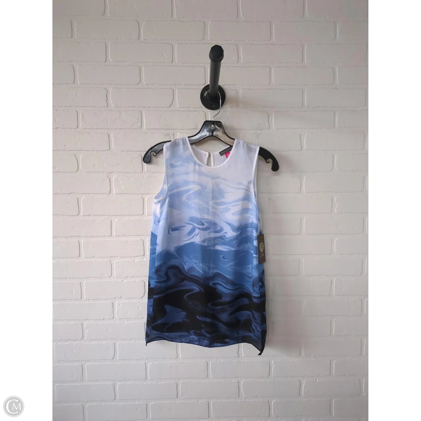 Top Sleeveless By Vince Camuto In Blue & White, Size: Xxsp