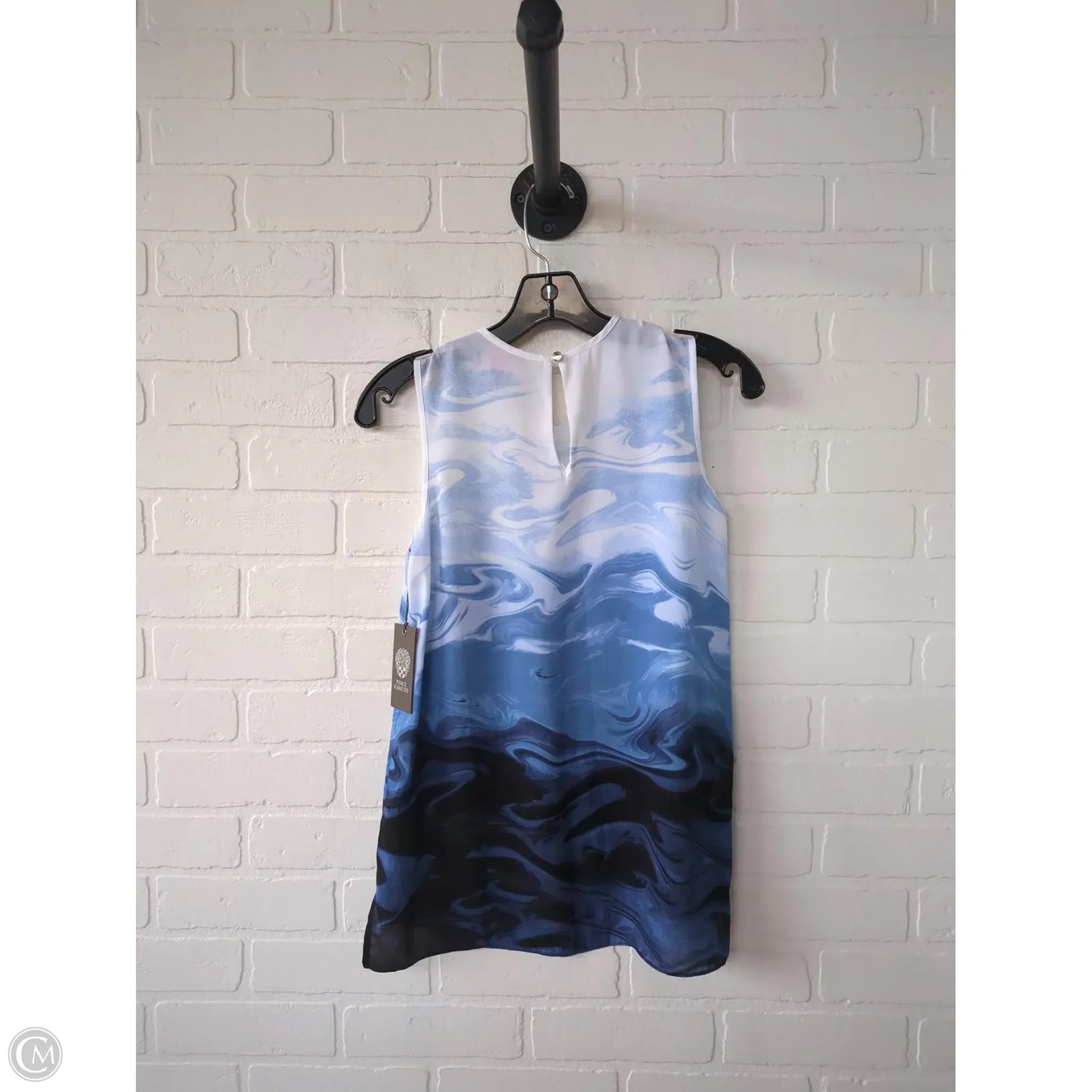 Top Sleeveless By Vince Camuto In Blue & White, Size: Xxsp