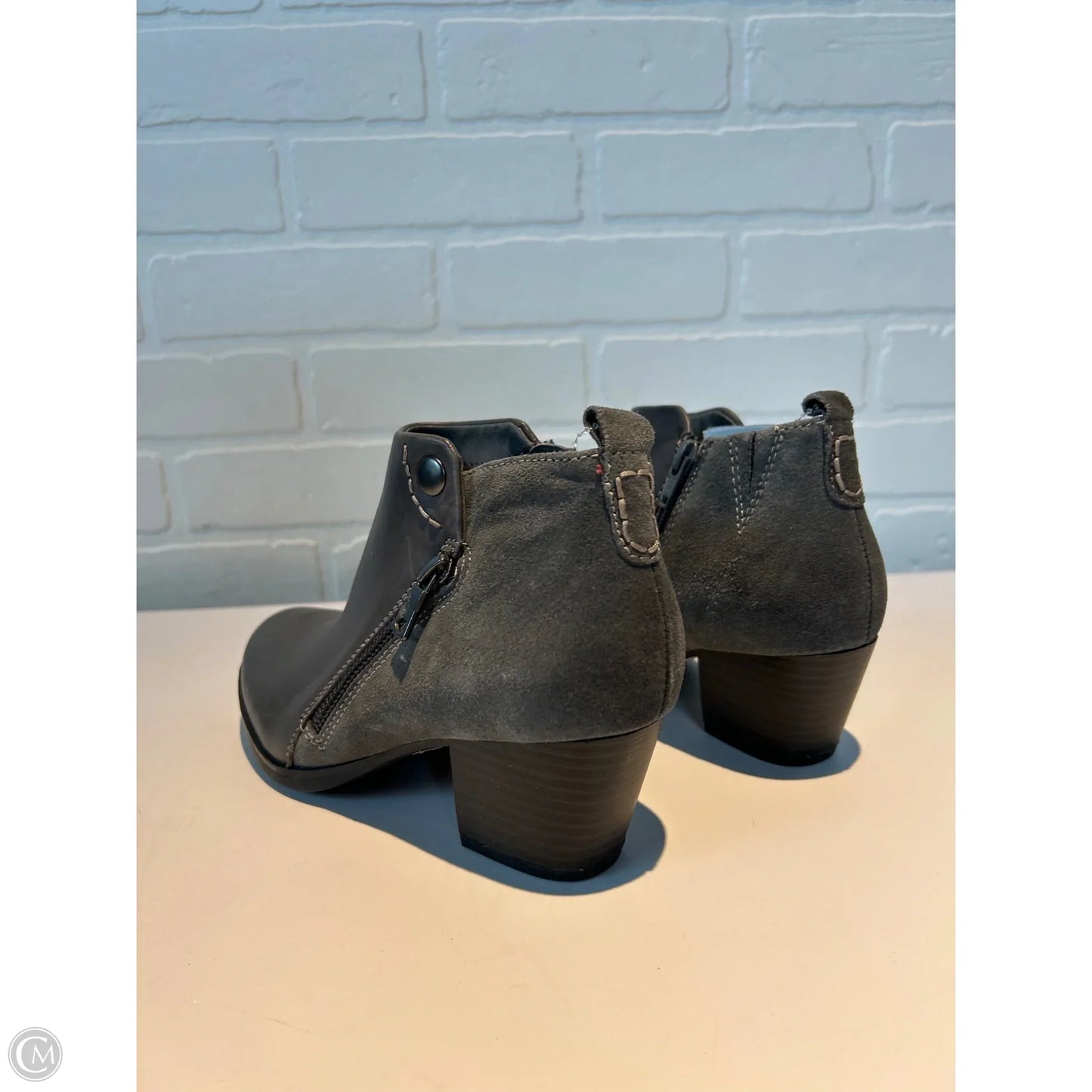 Boots Ankle Heels By Earth In Grey, Size: 6.5