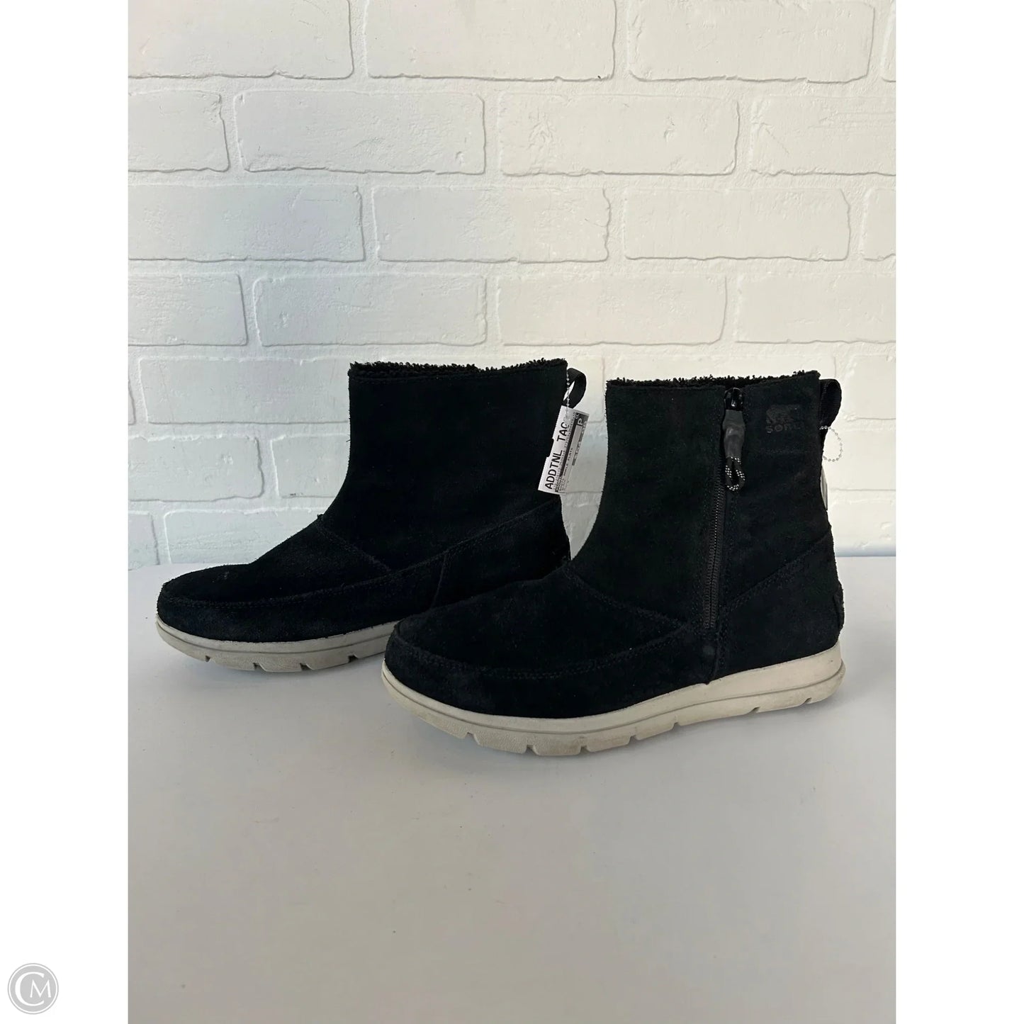 Boots Ankle Flats By Sorel In Black, Size: 8