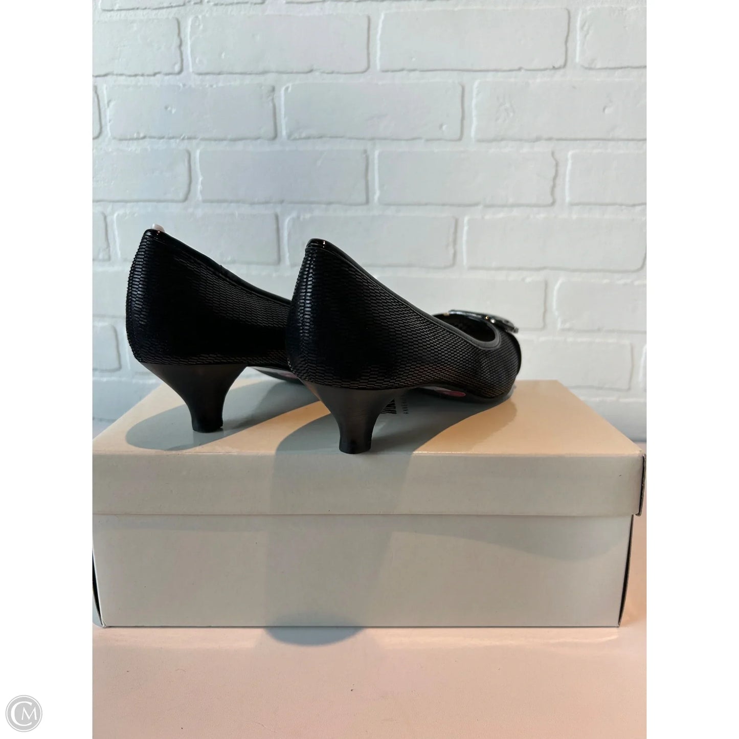 Shoes Heels Kitten By Anne Klein In Black, Size: 8.5