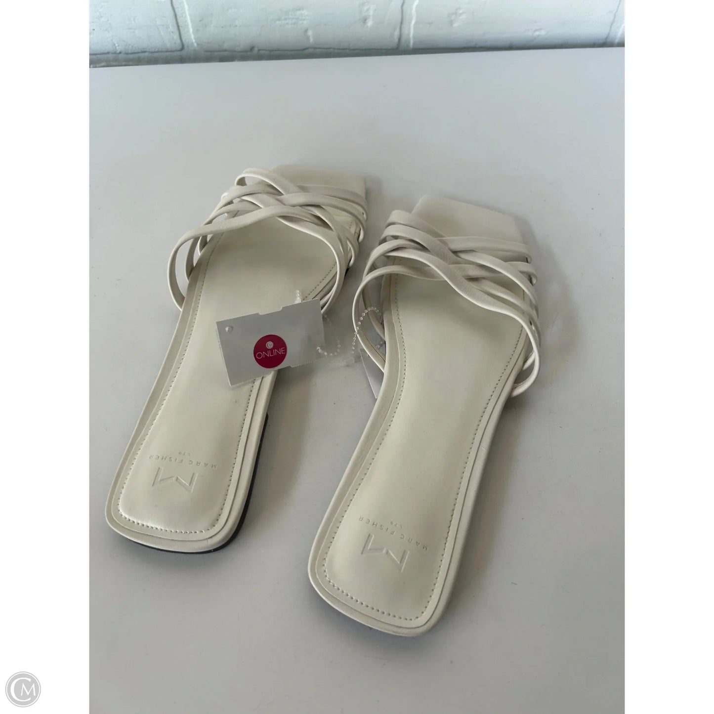 Sandals Flats By Marc Fisher In White, Size: 10