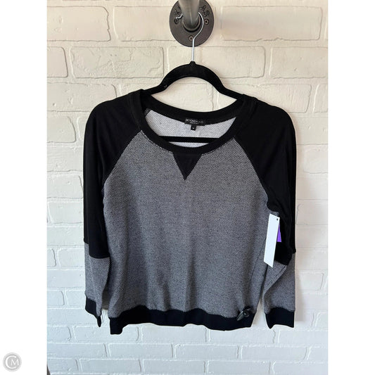 Athletic Top Long Sleeve Crewneck By Beyond Yoga In Black & Grey, Size: M