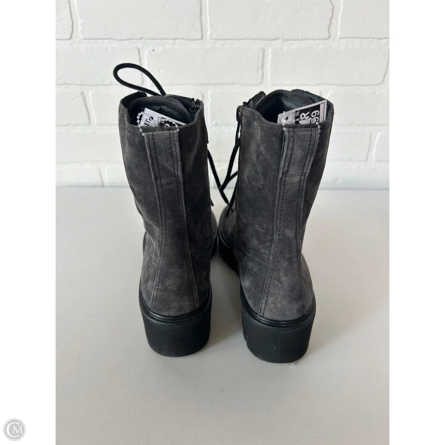 Boots Ankle Flats By Paul Green In Grey, Size: 7