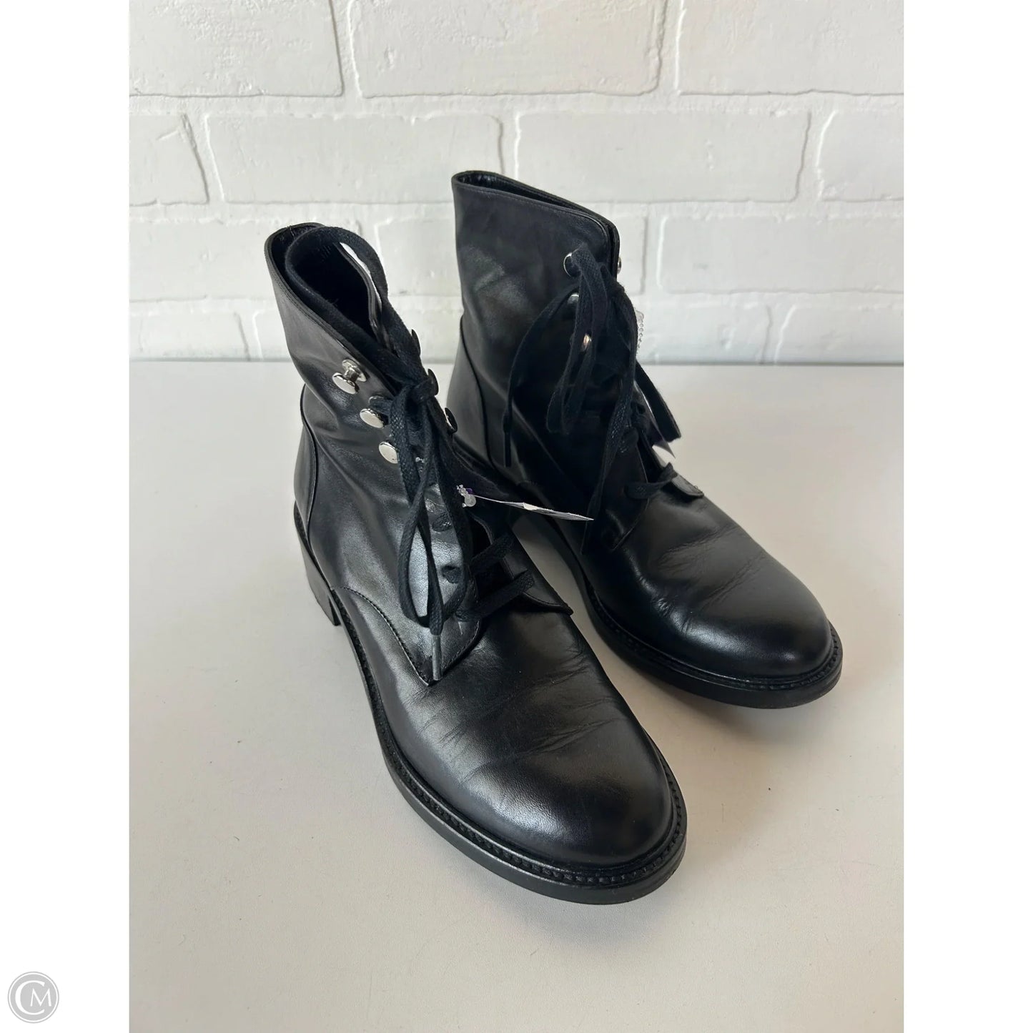 Boots Ankle Flats By Cma In Black, Size: 7