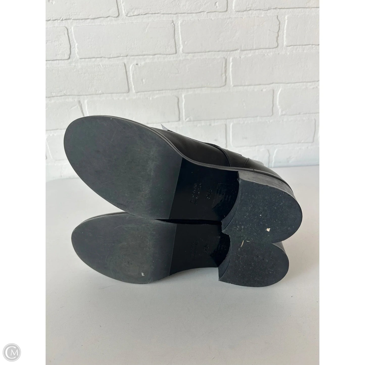 Boots Ankle Flats By Cma In Black, Size: 7