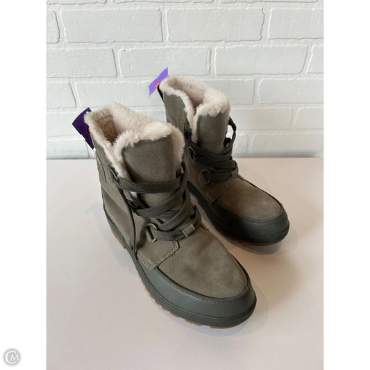 Boots Snow By Sorel In Green & Grey, Size: 12