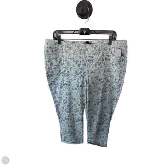 Capris By Mario Serrani In Blue & White, Size: 16