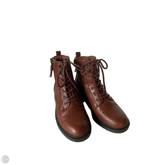 Boots Ankle Flats By Bare Traps In Brown, Size: 6.5