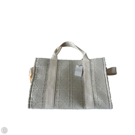 Tote By Clothes Mentor, Size: Large