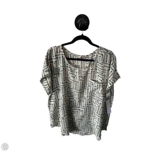 Top Short Sleeve By Blu Pepper In Grey & White, Size: 2x