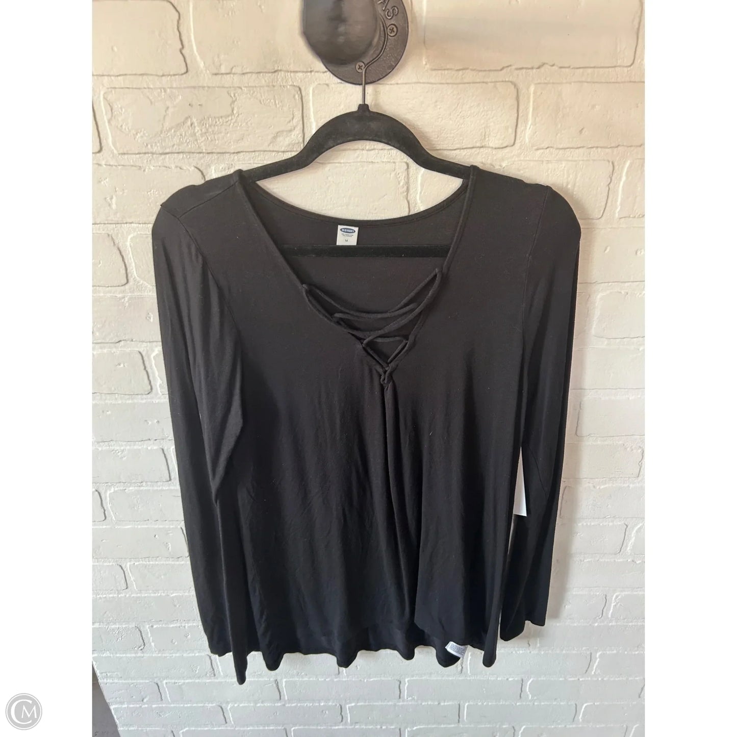 Top Long Sleeve By Old Navy In Black, Size: M