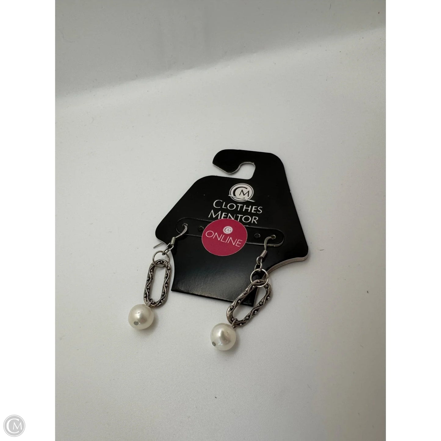 Earrings Dangle/drop By Clothes Mentor