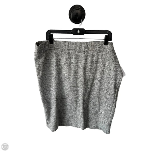 Skirt Midi By Torrid In Grey & White, Size: 18