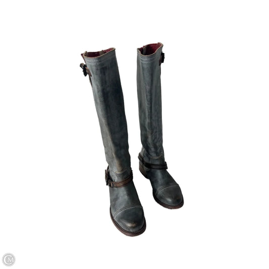 Boots Knee Flats By Freebird In Grey, Size: 8