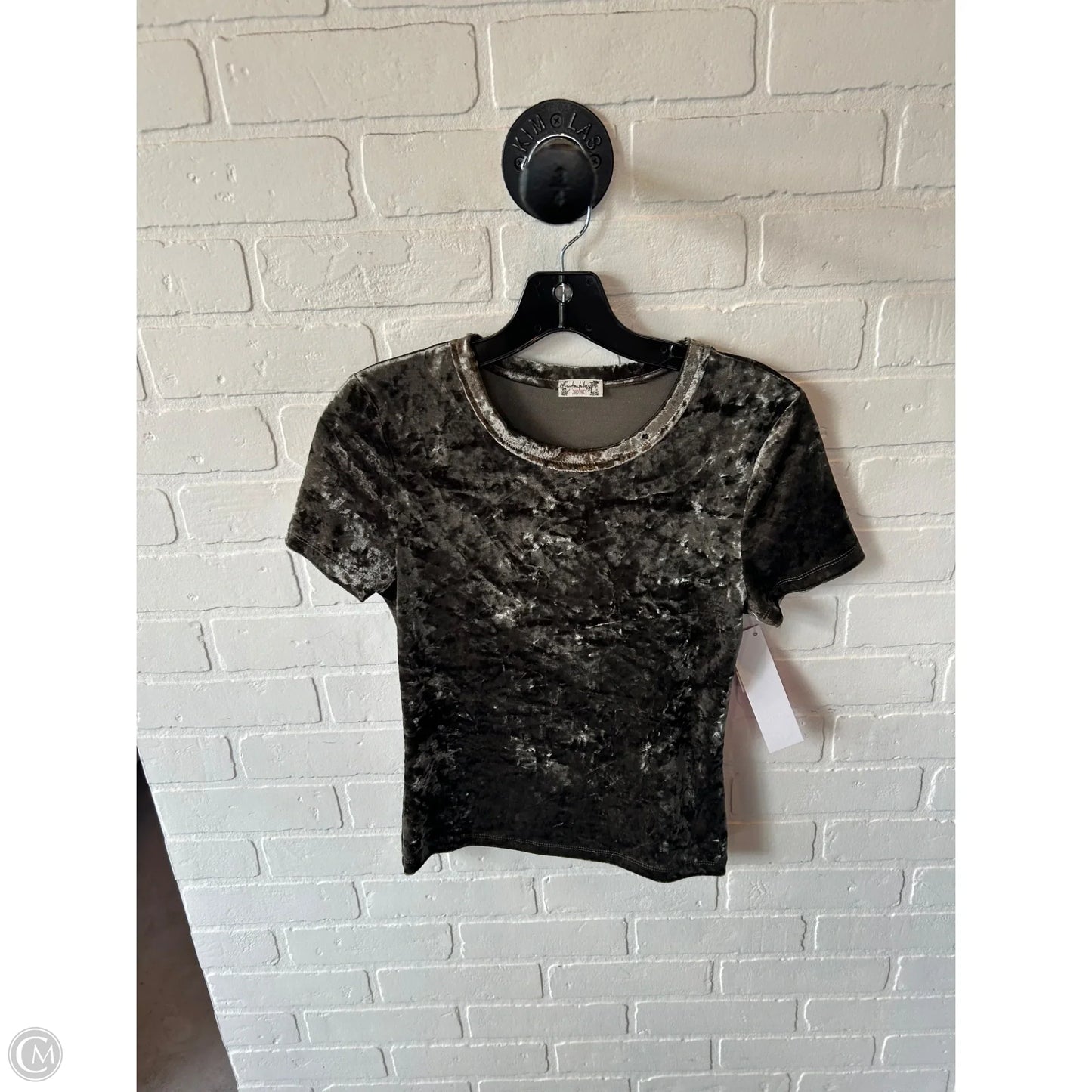 Top Short Sleeve By Free People In Green, Size: M