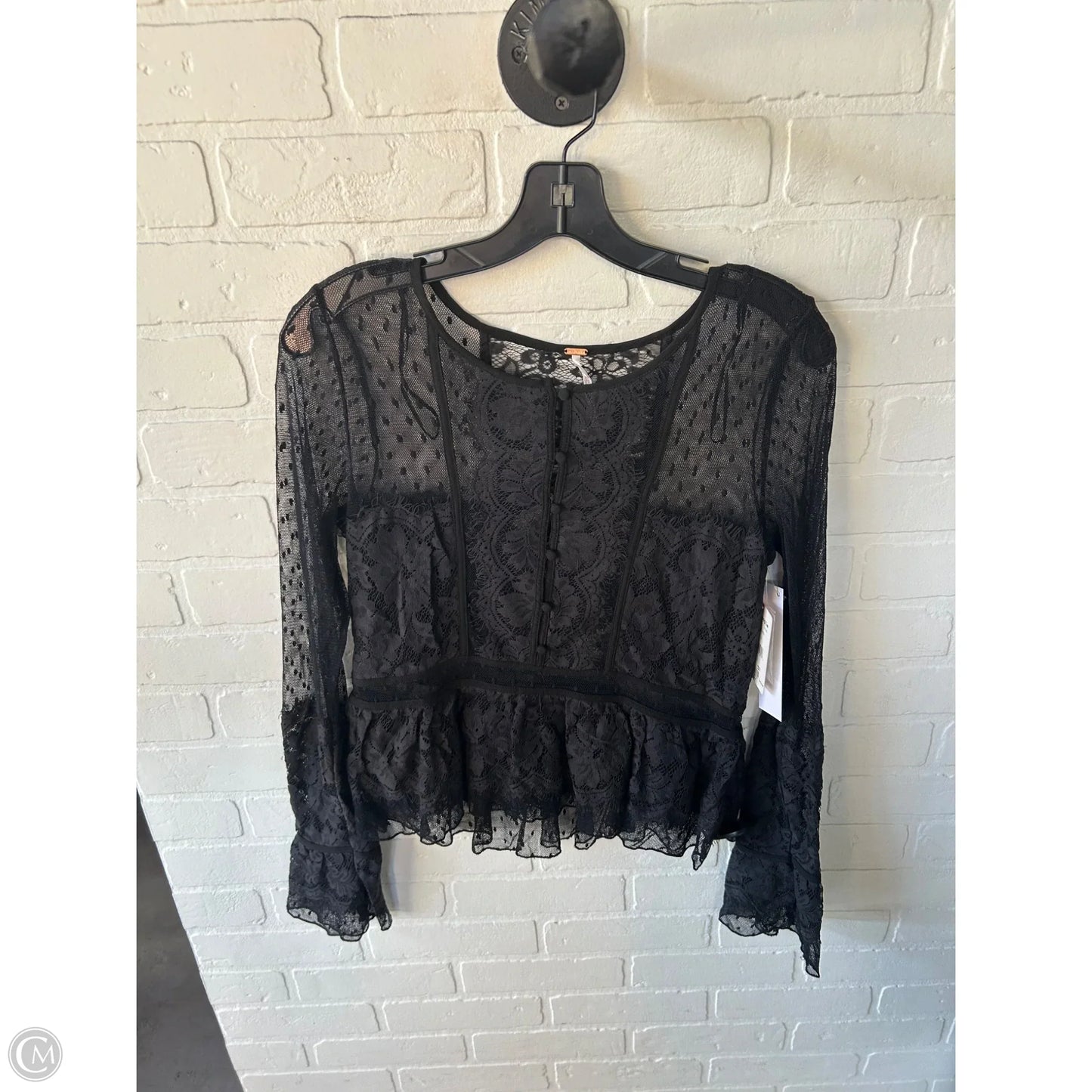 Top Long Sleeve By Free People In Black, Size: S