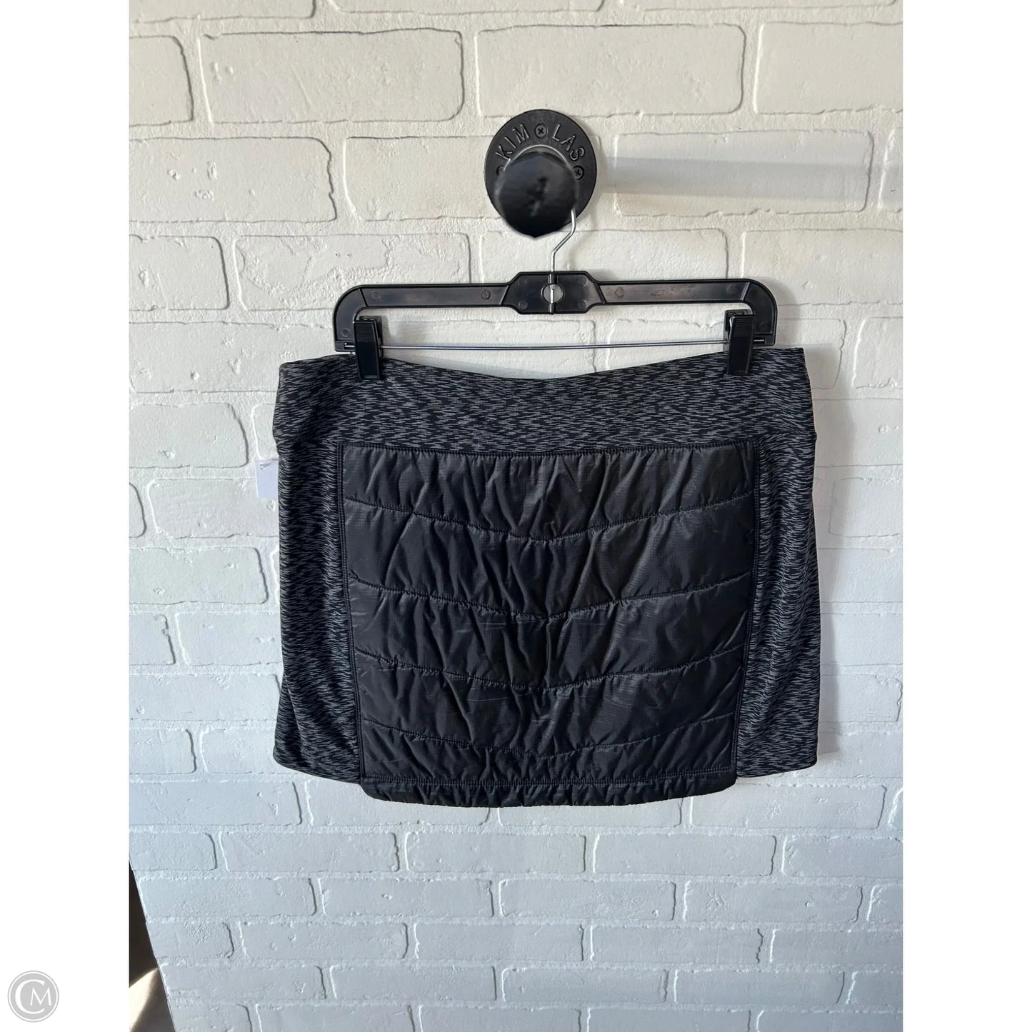 Skirt Mini & Short By Smartwool In Black & Grey, Size: 16