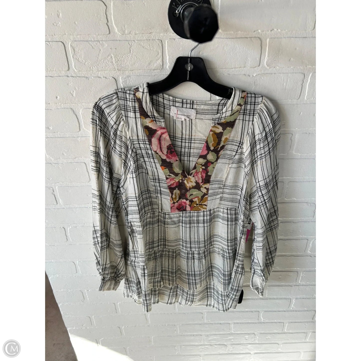 Top Long Sleeve By Anthropologie In Black & Cream, Size: Xs