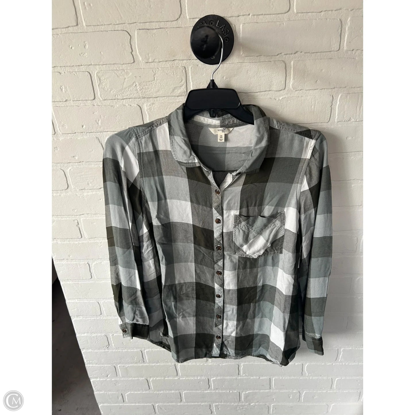 Top Long Sleeve By Terra & Sky In Green & White, Size: Xl