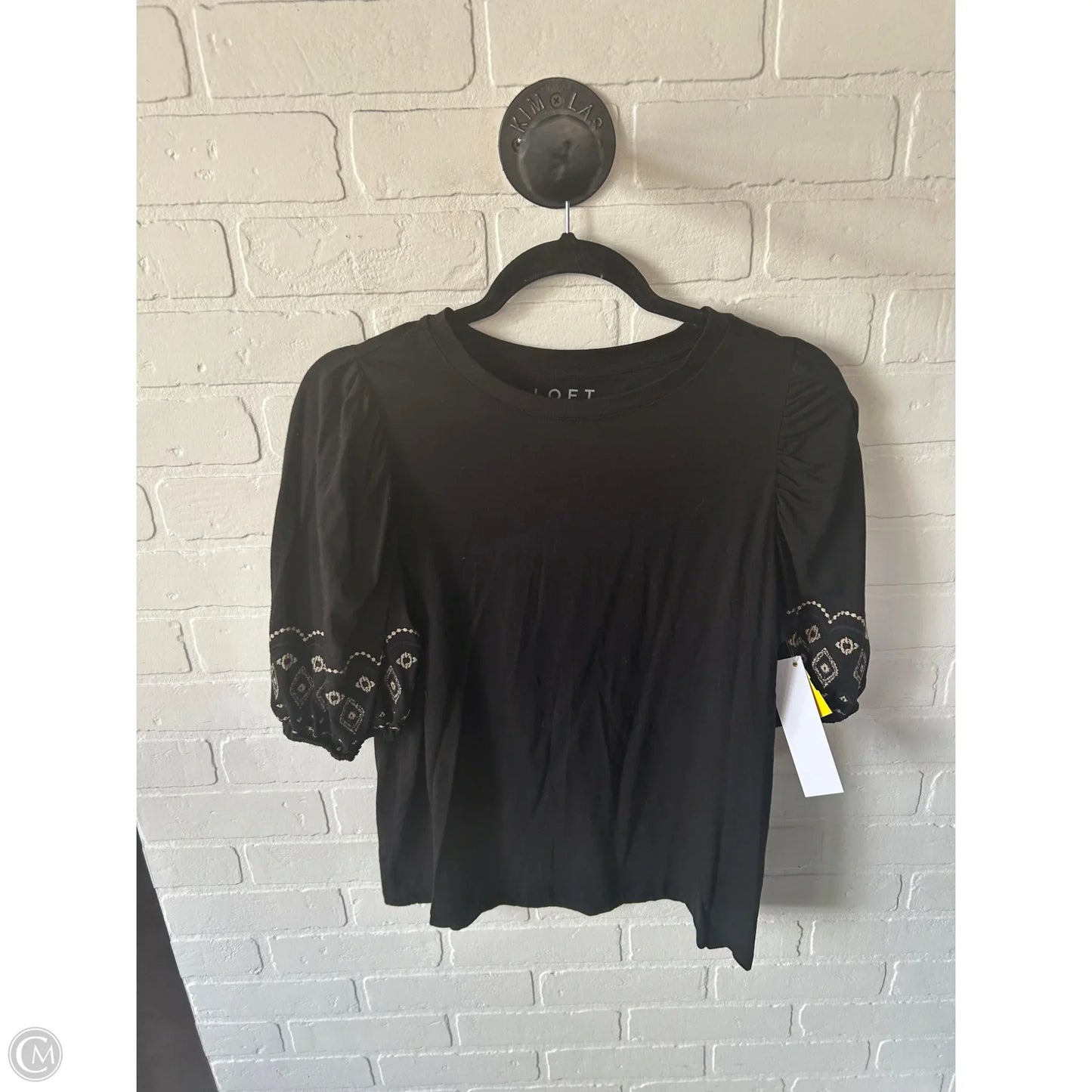 Top Short Sleeve By Loft In Black, Size: M