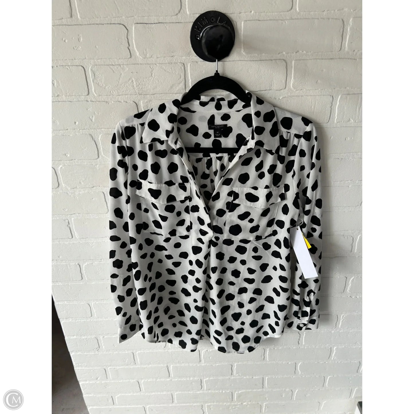 Top Long Sleeve By Ann Taylor In Black & White, Size: Mp