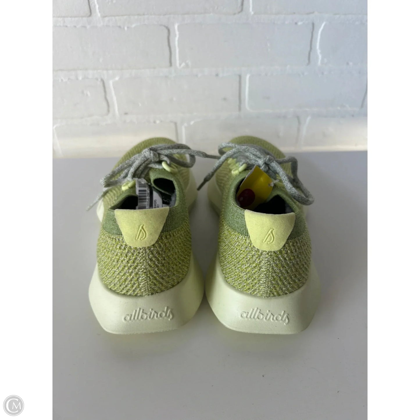 Shoes Sneakers By Allbirds In Green & Grey, Size: 9
