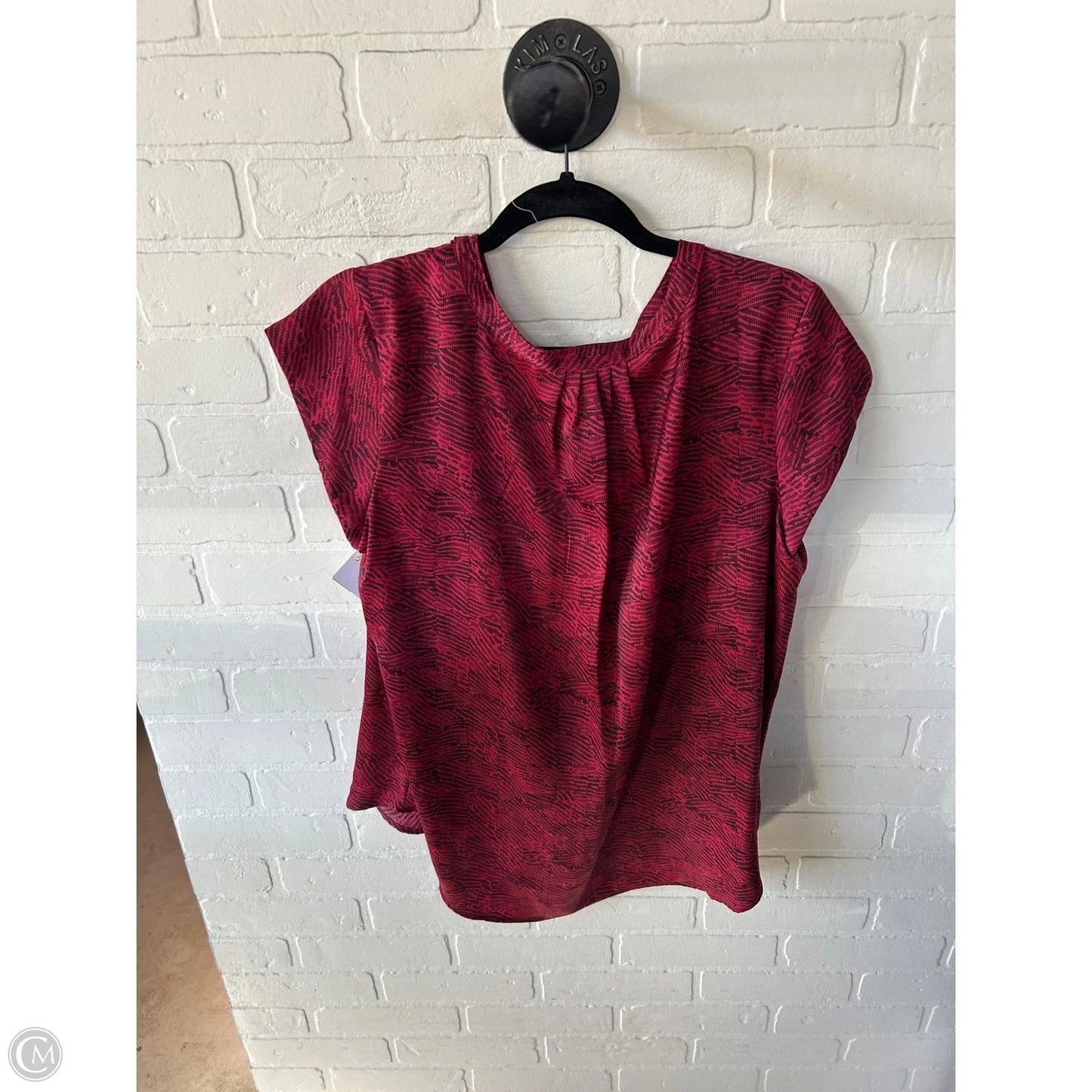 Top Sleeveless By Liz Claiborne In Red, Size: L