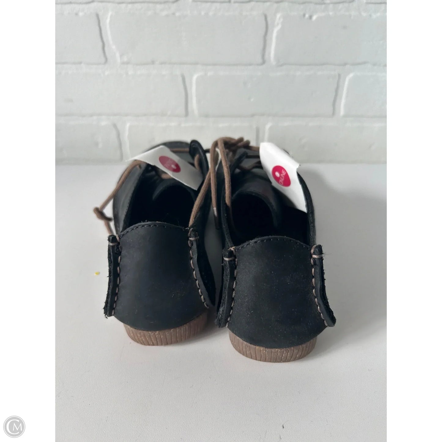 Shoes Flats By Clarks In Black & Brown, Size: 8