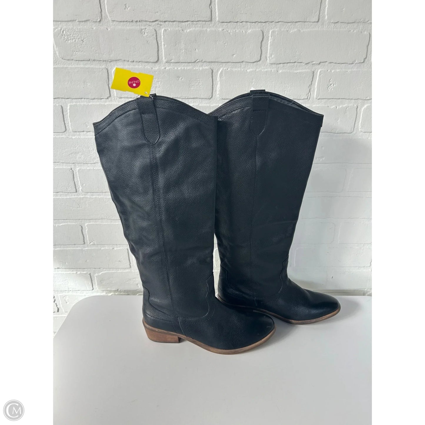 Boots Knee Flats By Michael Shannon In Black, Size: 8.5