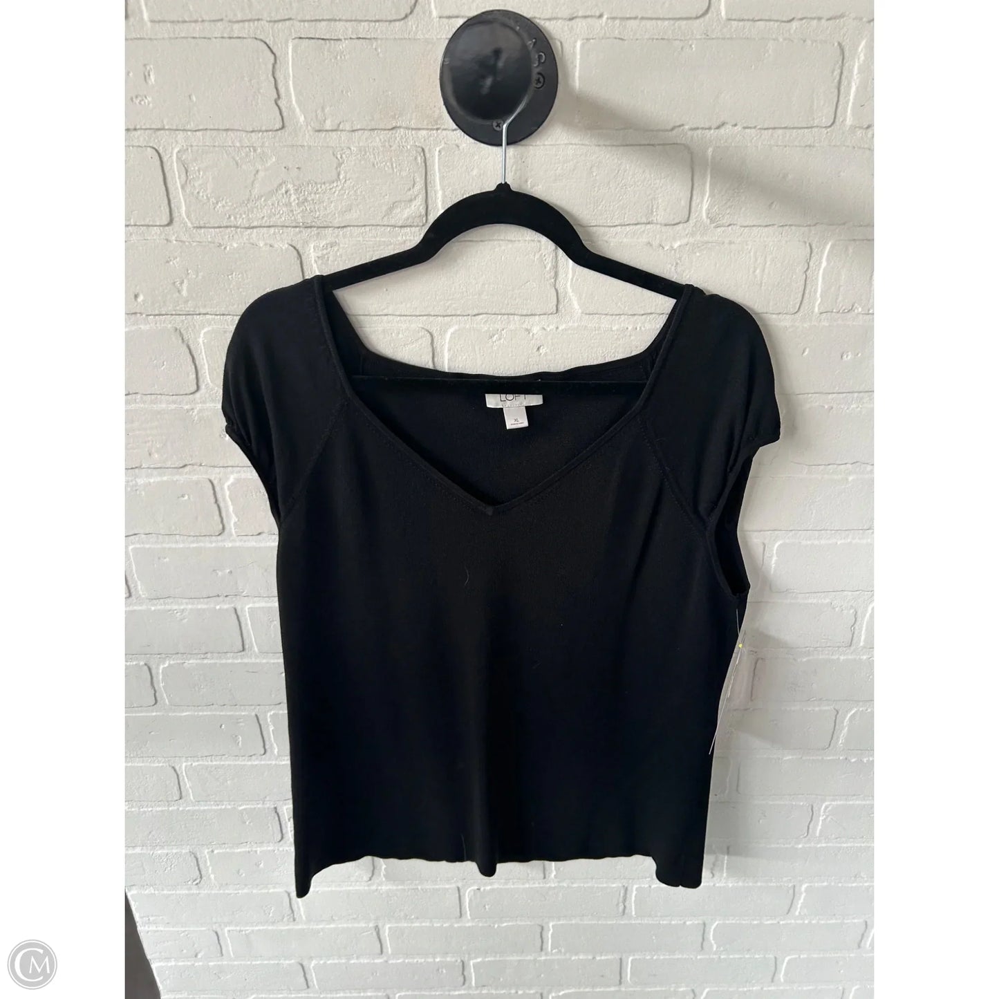 Top Short Sleeve By Loft In Black, Size: Xl