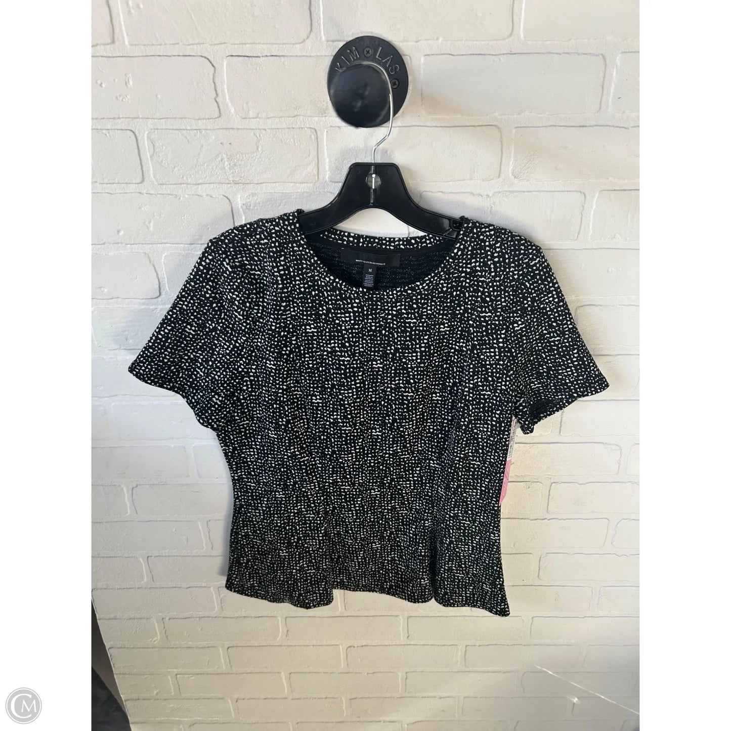 Top Short Sleeve By White House Black Market In Black & White, Size: M