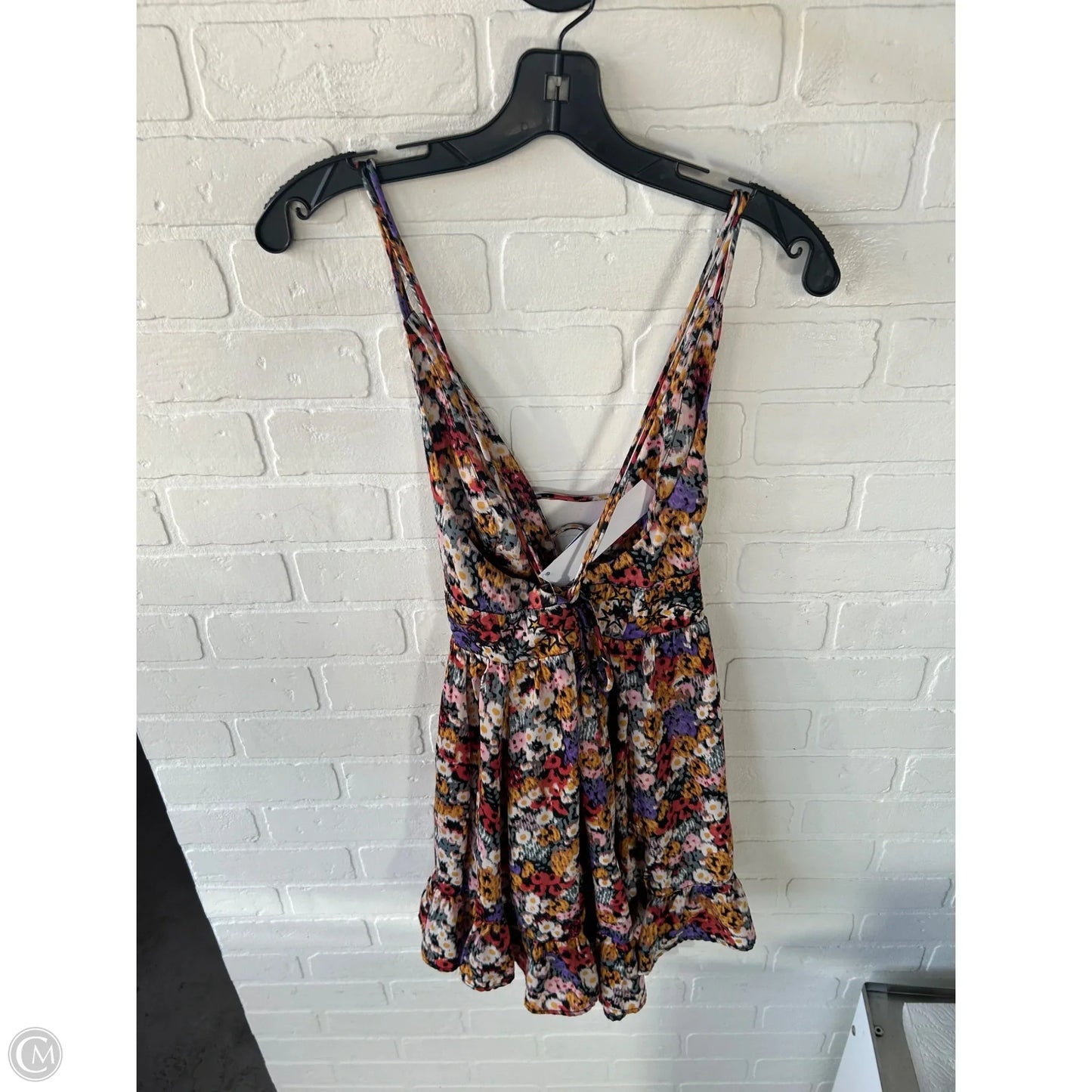 Dress Casual Short By Urban Outfitters In Multi-colored, Size: M
