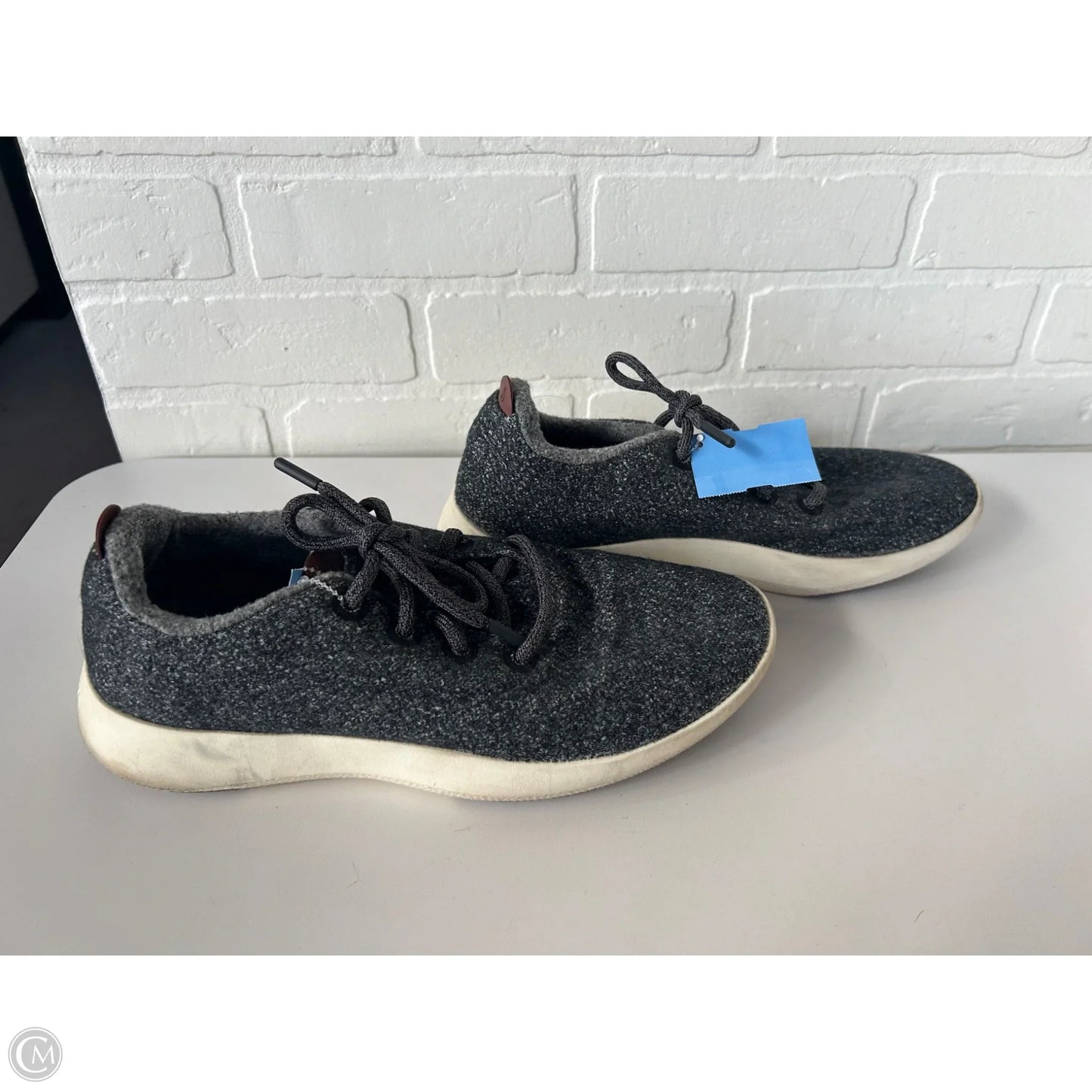 Shoes Sneakers By Allbirds In Grey, Size: 11