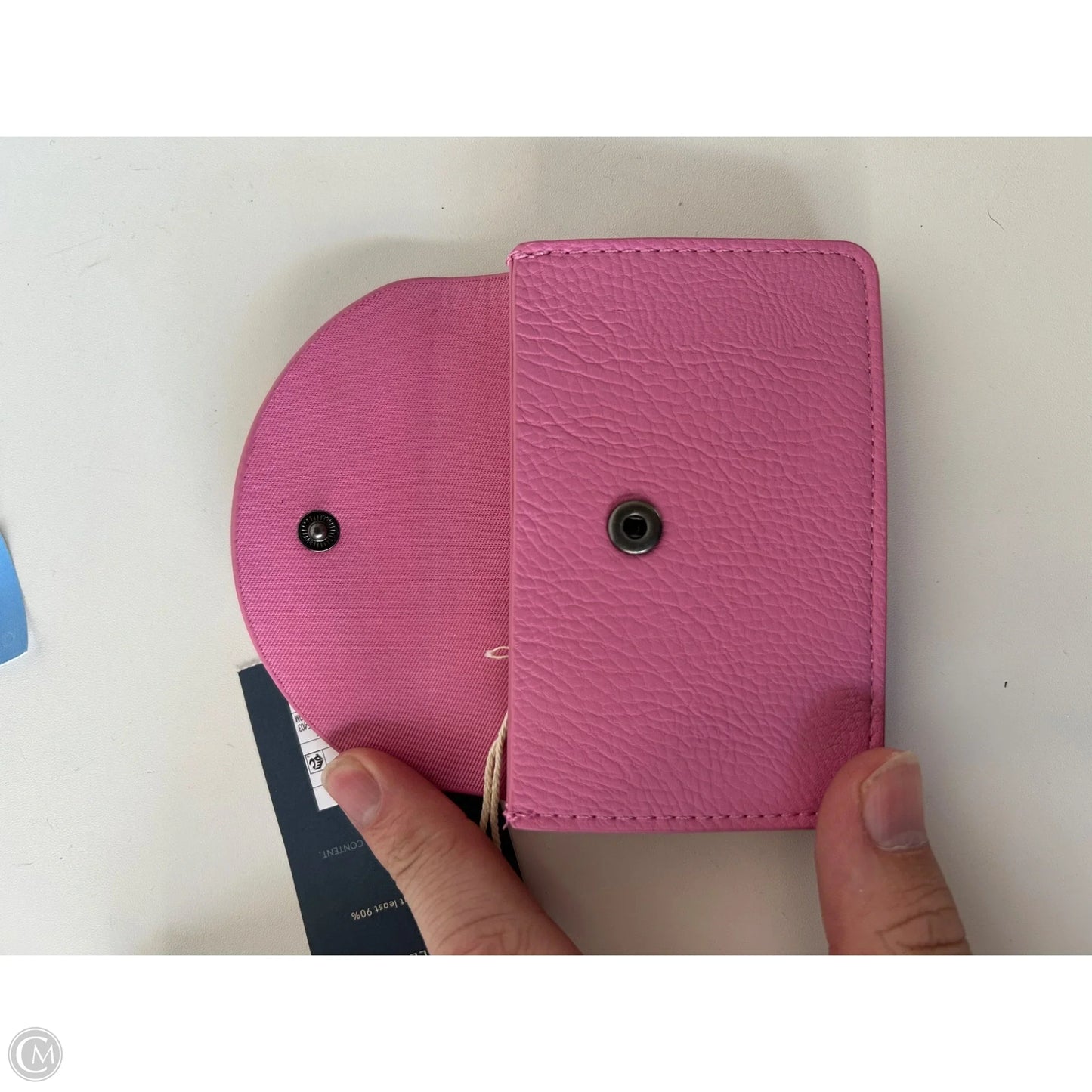 Wallet By Universal Thread, Size: Small