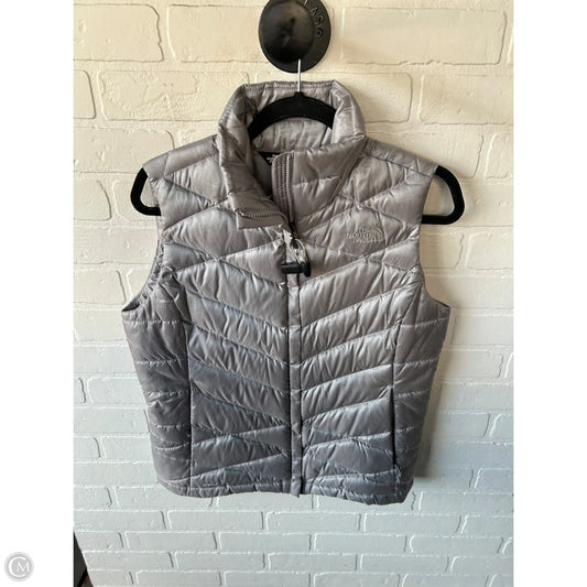 Vest Puffer & Quilted By The North Face In Silver, Size: M