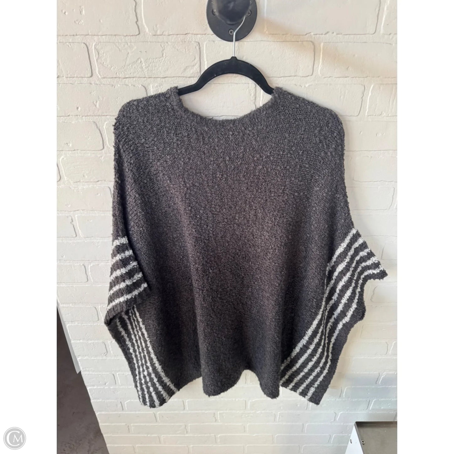 Poncho By Alya In Grey & White, Size: S