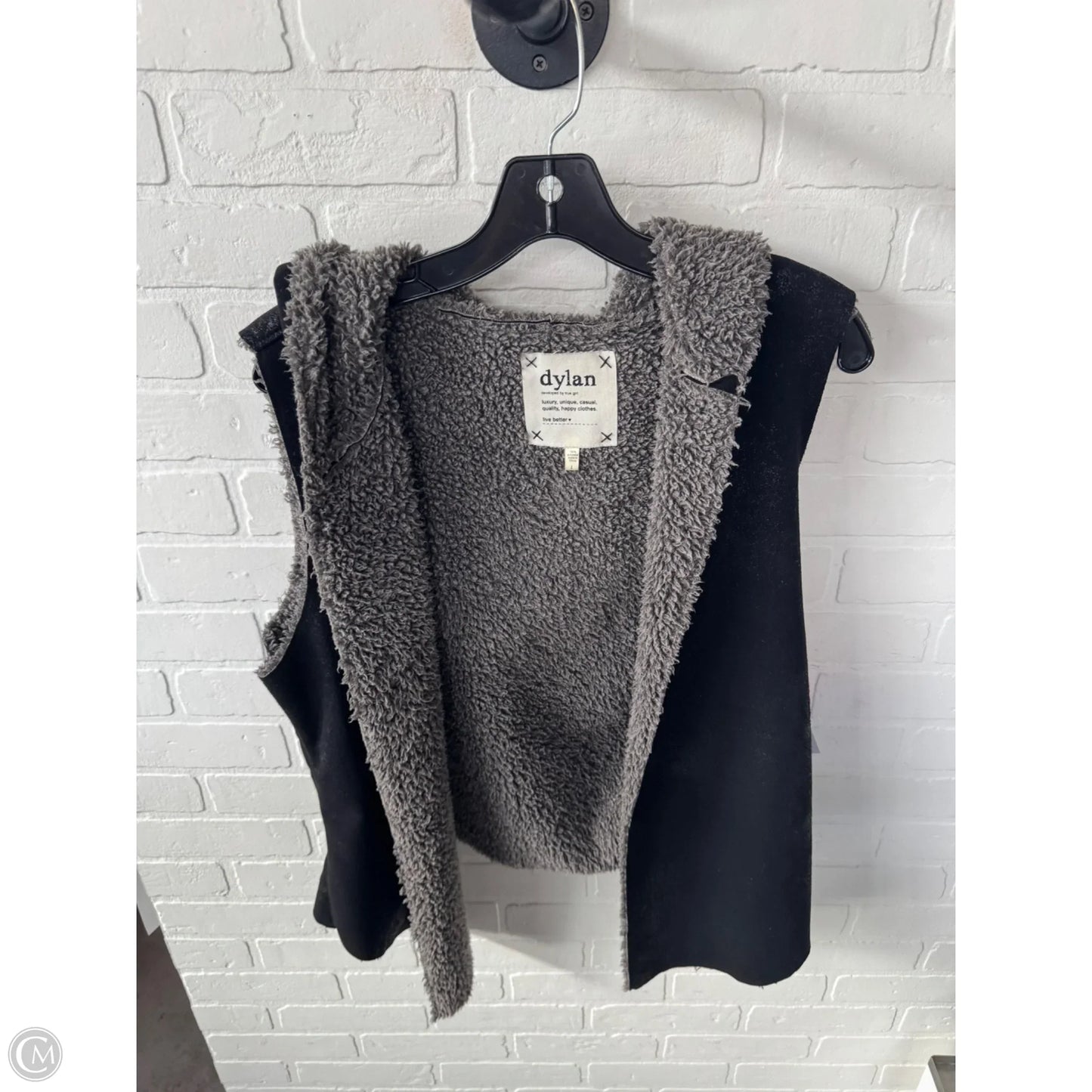 Vest Faux Fur & Sherpa By Dylan In Black & Grey, Size: L