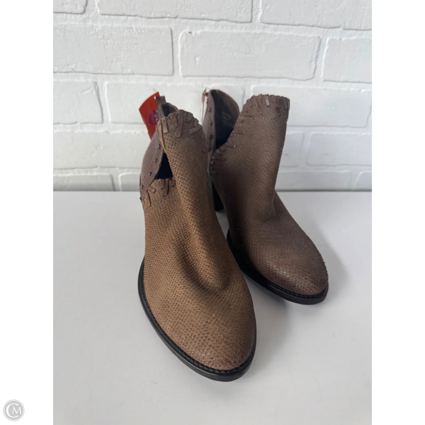 Boots Ankle Heels By Otbt In Brown, Size: 7