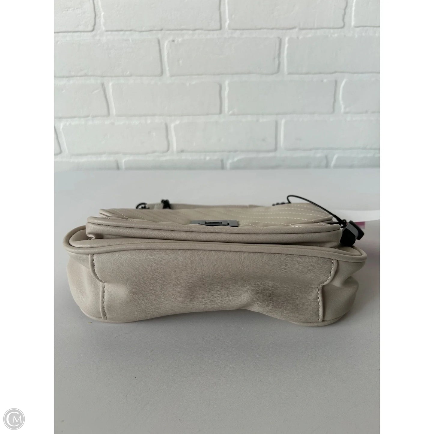 Handbag By Badgley Mischka, Size: Medium