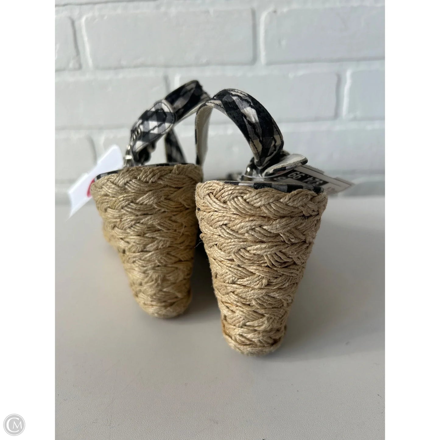 Sandals Designer By Stuart Weitzman In Black & Cream, Size: 8.5