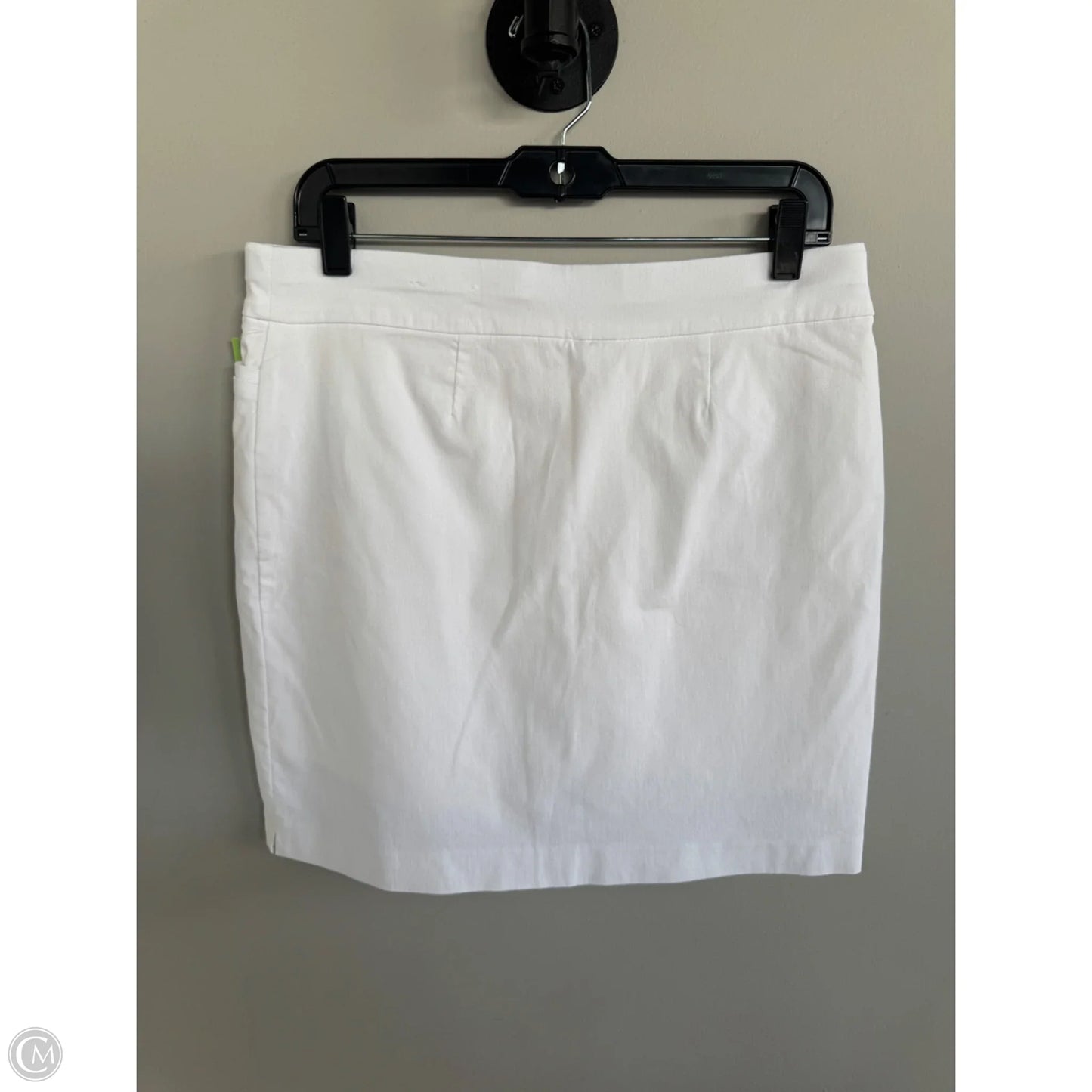 Athletic Skort By Chicos In White, Size: 8