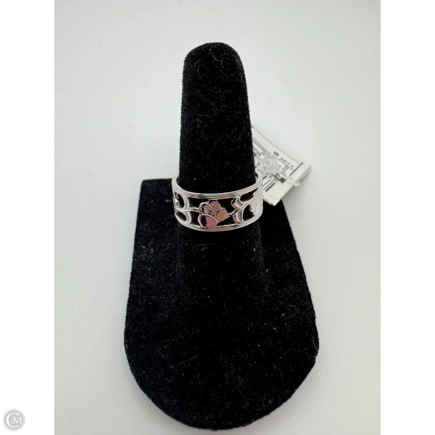 Ring Band By Avon, Size: 6