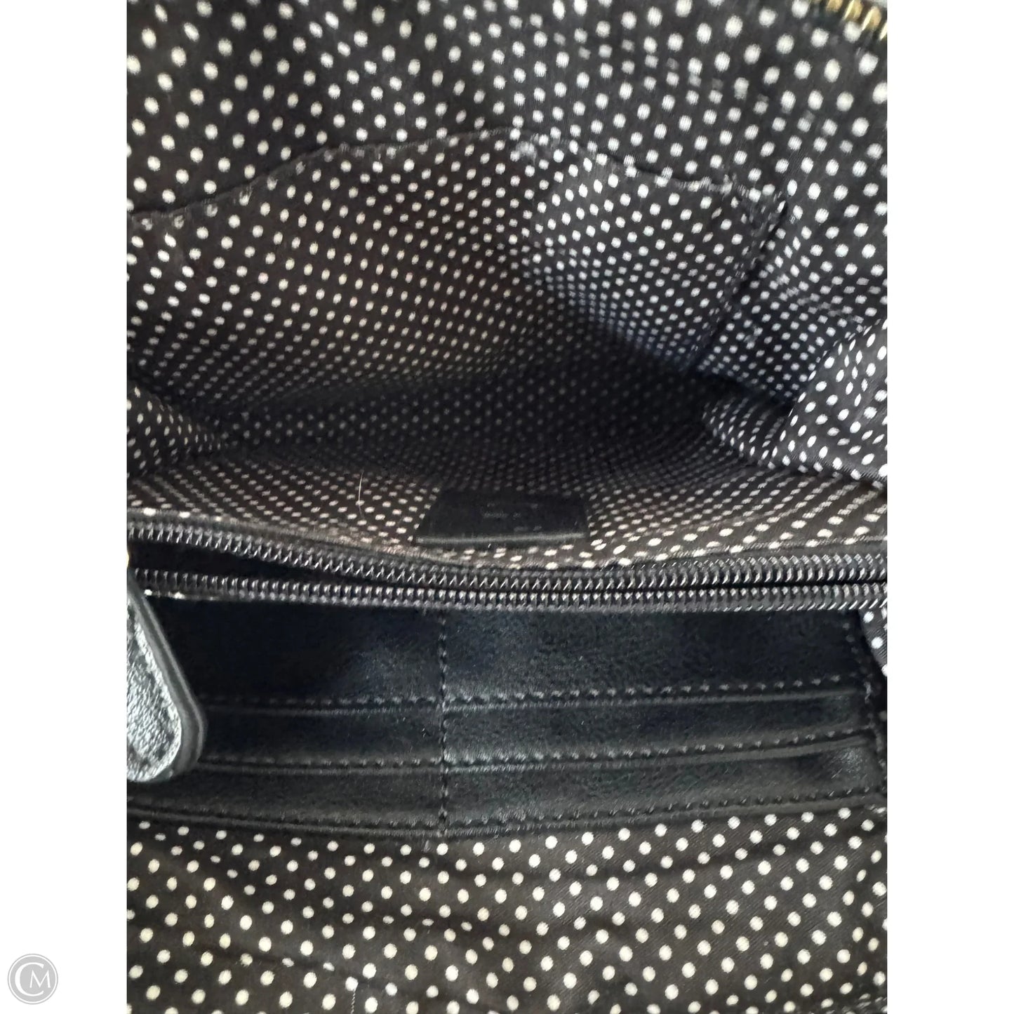 Crossbody By Clothes Mentor, Size: Medium