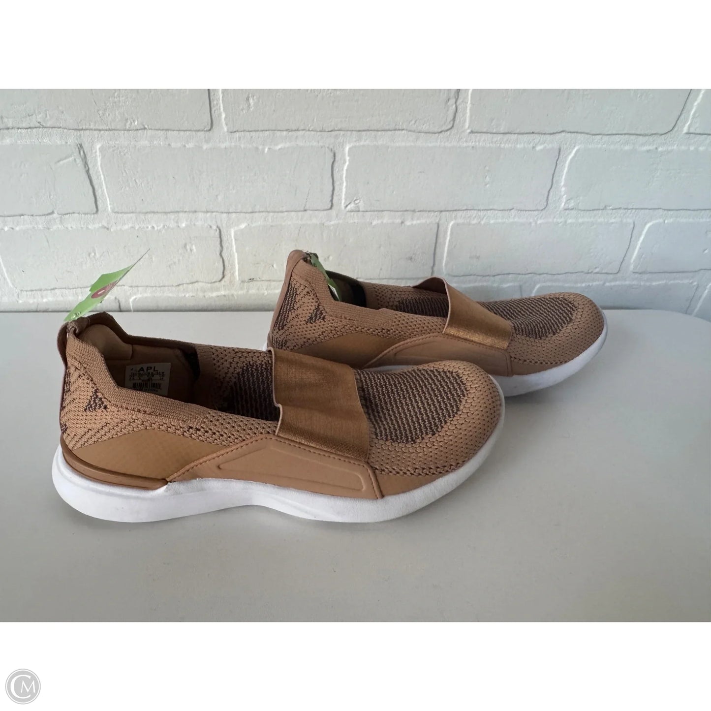 Shoes Designer By Apl In Tan, Size: 7.5