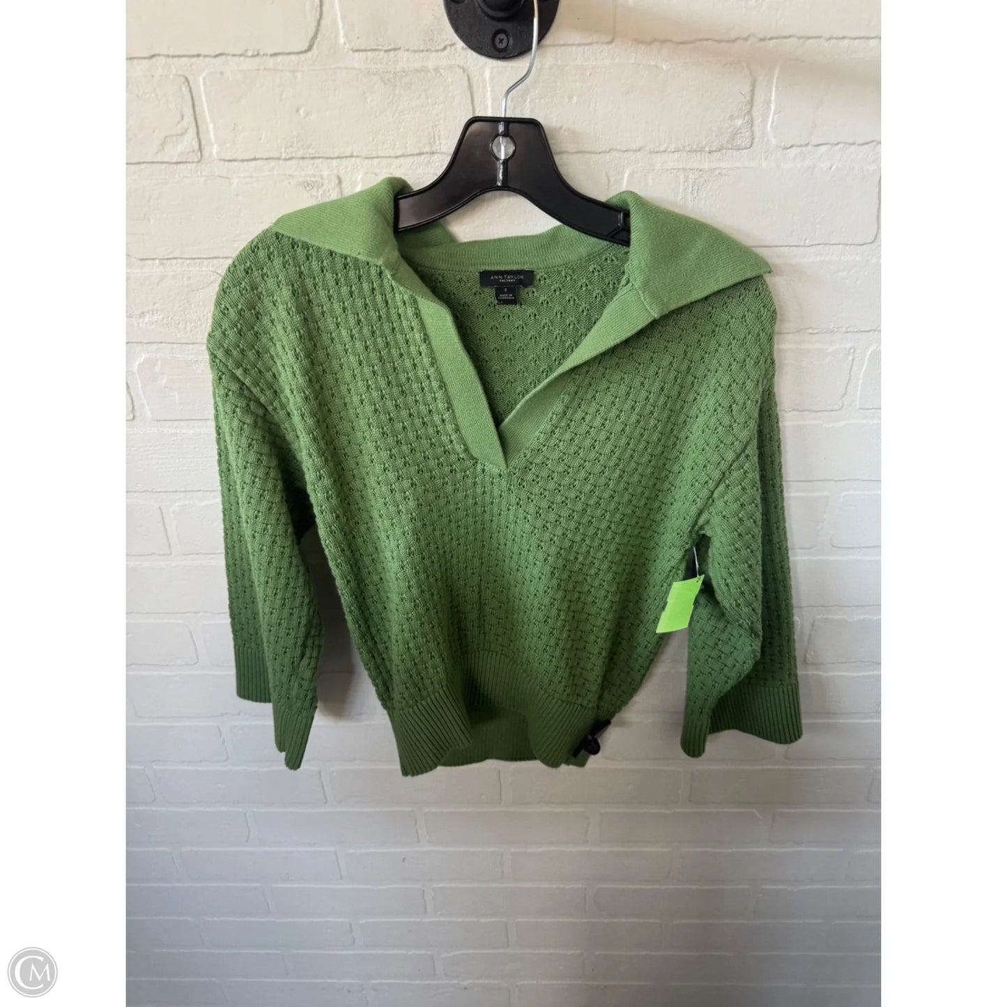 Sweater By Ann Taylor In Green, Size: S