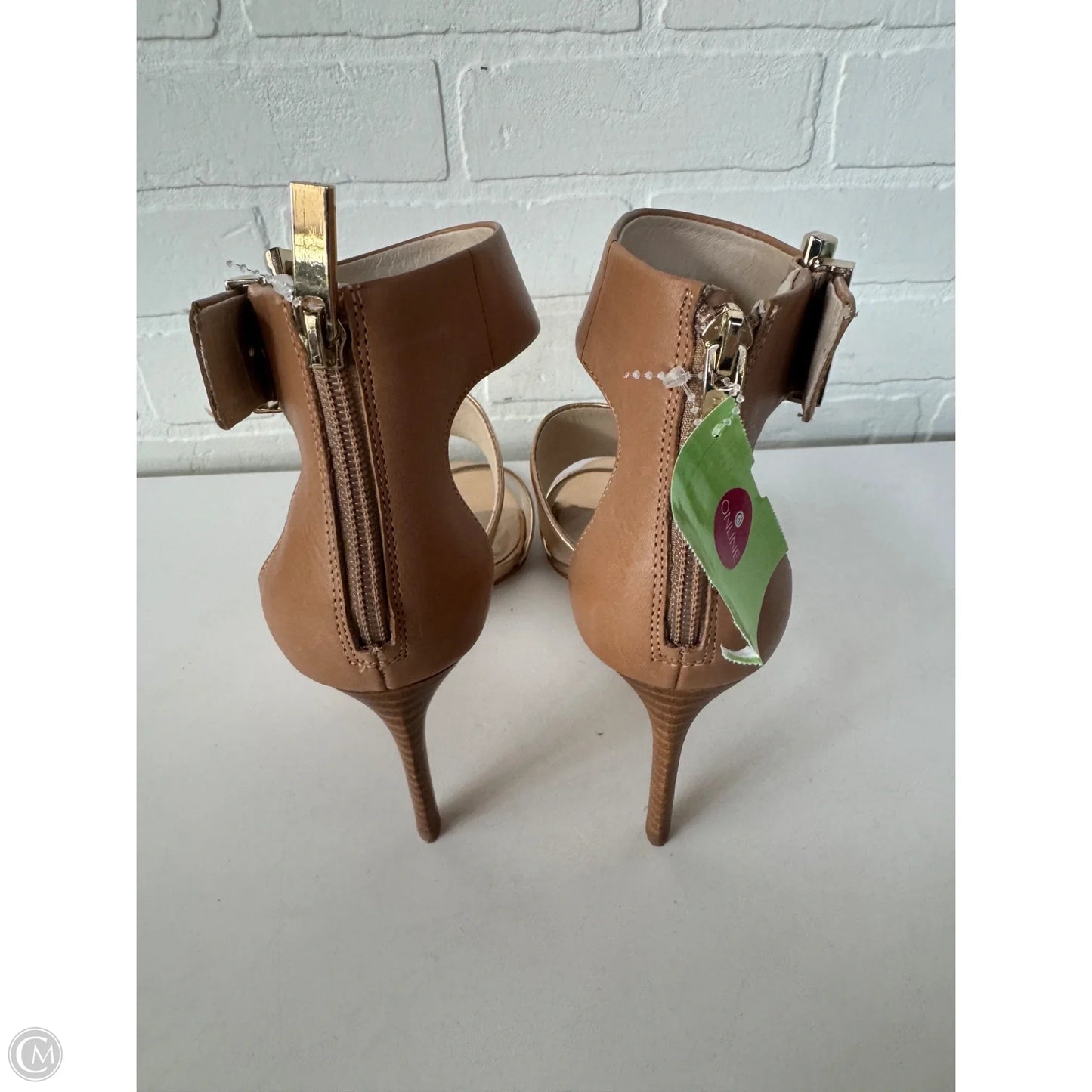 Sandals Heels Stiletto By Louise Et Cie In Gold, Size: 9