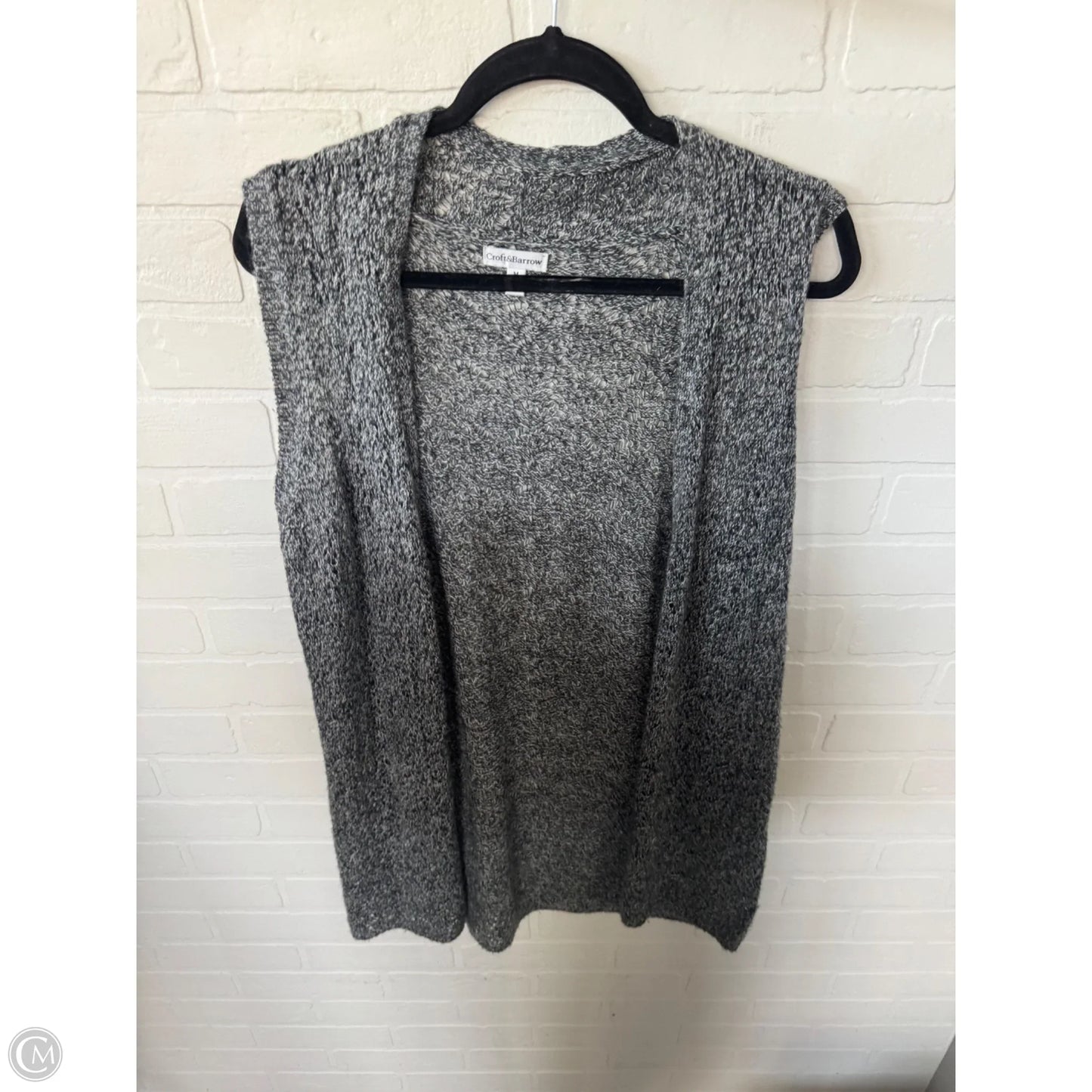 Vest Sweater By Croft And Barrow In Grey & White, Size: M